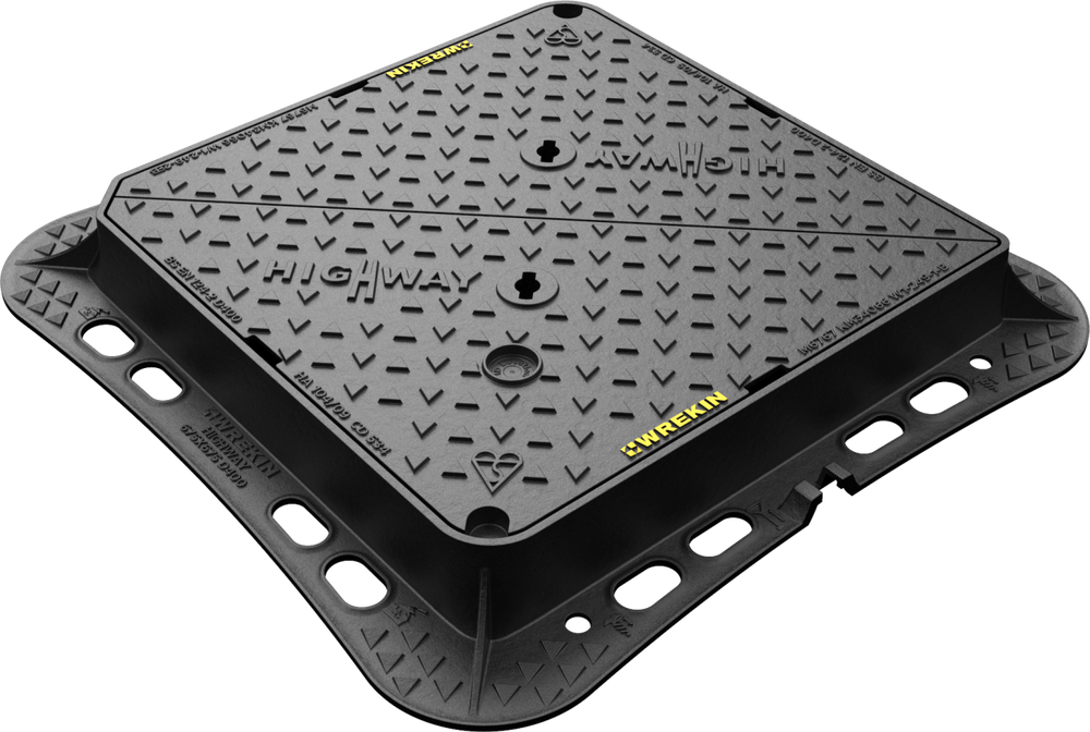 Highway D400 manhole cover 675mm x 675mm clear opening with 100mm fram